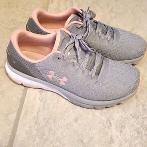 Womens under armour sneakers size 8